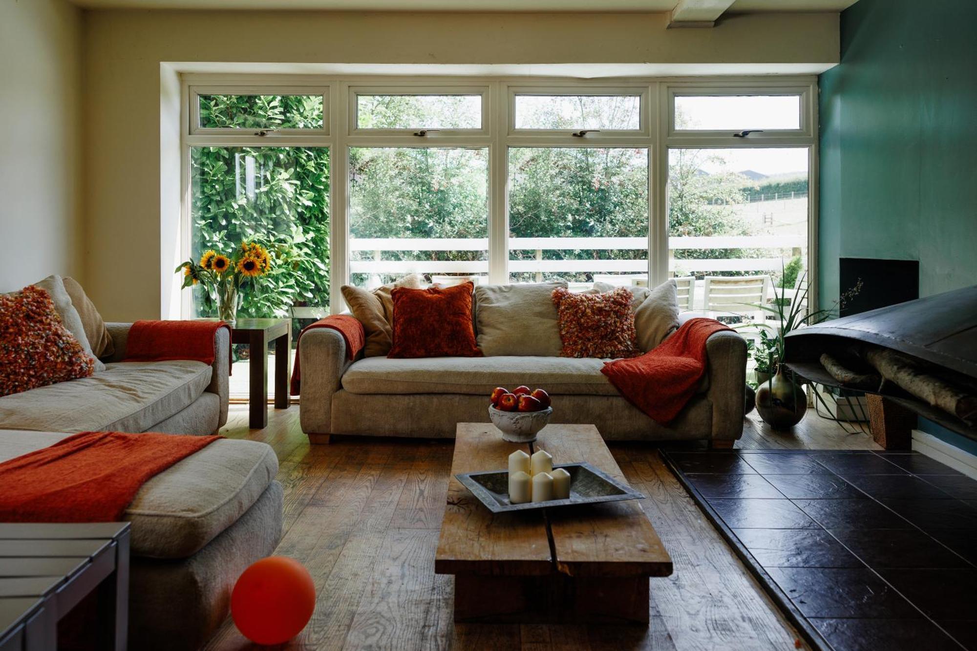 The West Barn Near Bath, Sleeps 24 And 2 Hot Tubs Villa Bristol Exterior photo
