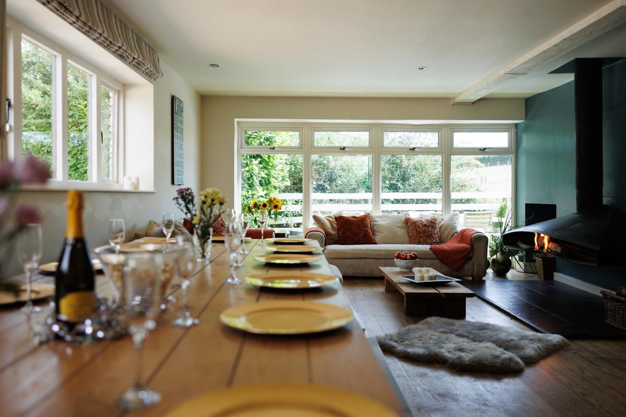 The West Barn Near Bath, Sleeps 24 And 2 Hot Tubs Villa Bristol Exterior photo